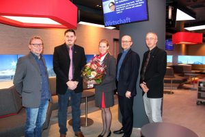 Von links: Norbert Derntl, Martin Fleischer, Vanessa Ebner, Christian Spanner und Stefan Reitboeck bei der Eröffnung der ÖBB-Lounge. 